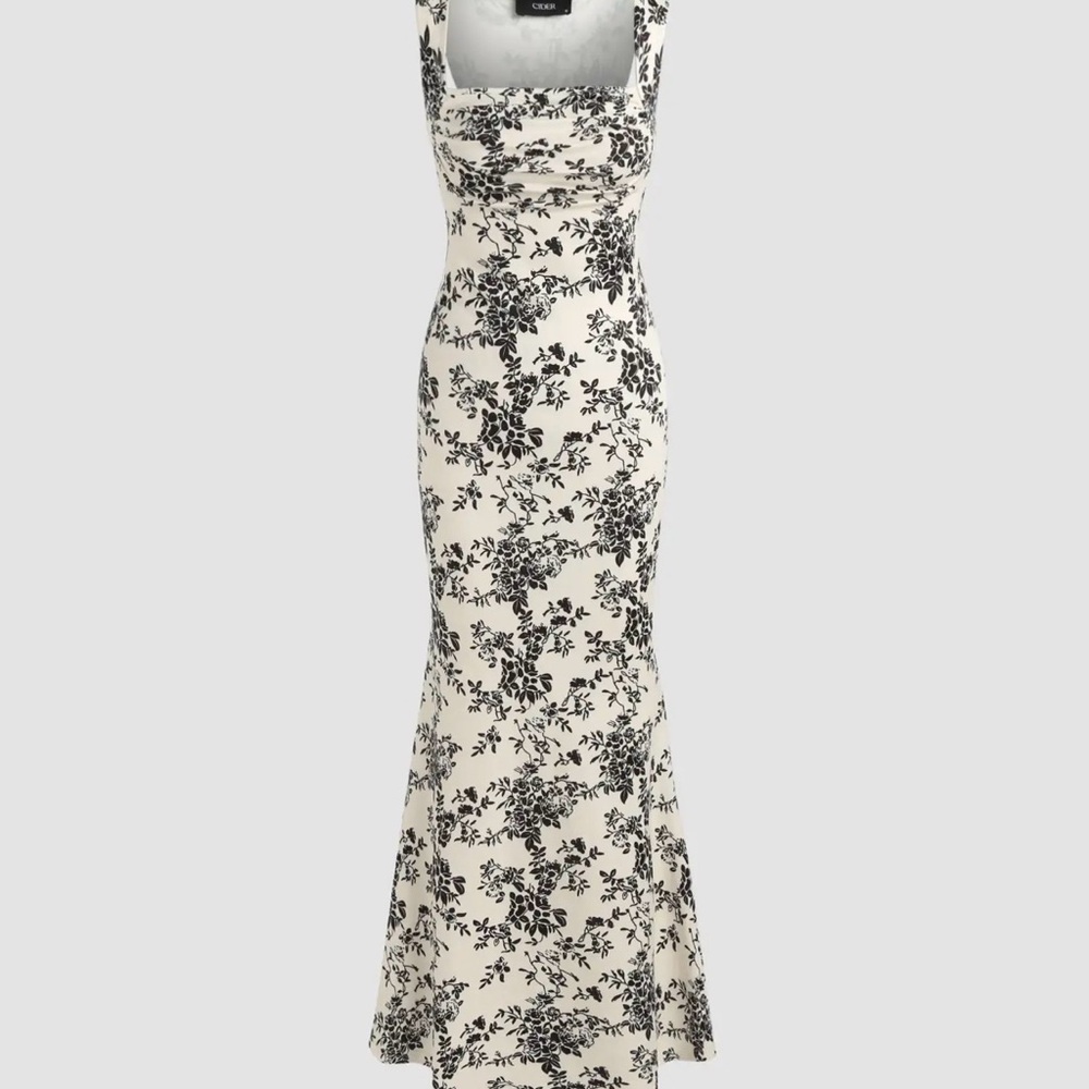 Cider Black and White Floral Maxi Dress